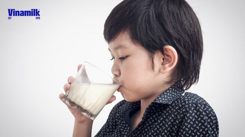 Uống sữa hạt hạnh nhân giúp hỗ trợ chức năng não