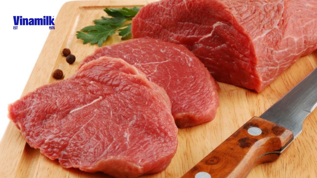Thịt nạc chứa nhiều protein, sắt