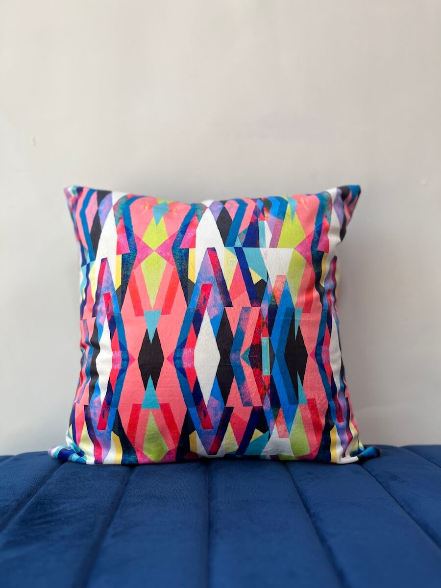 Reflecting Pattern Printed Soft Velvet Multicolour Cushion Cover Size 16"x16"