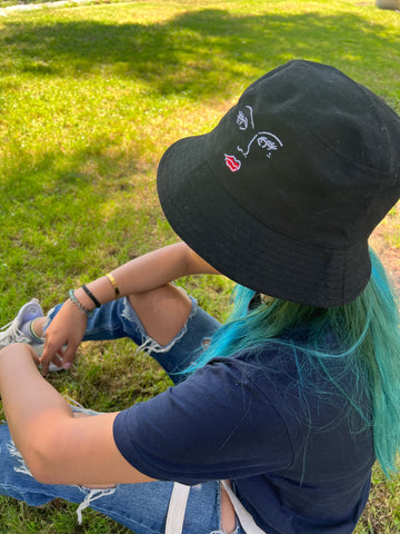 Vous souhaitez imprimer votre propre chapeau bob ? Créez votre propre bucket ici