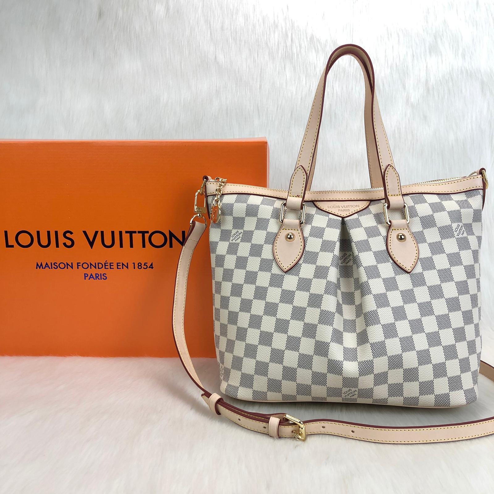 Louis Vuitton Artsy MM White – Casstlo Bags