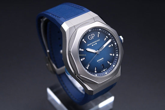 Girard Perragaux Laureato 81070-21-002-FB6A Titanium 2022