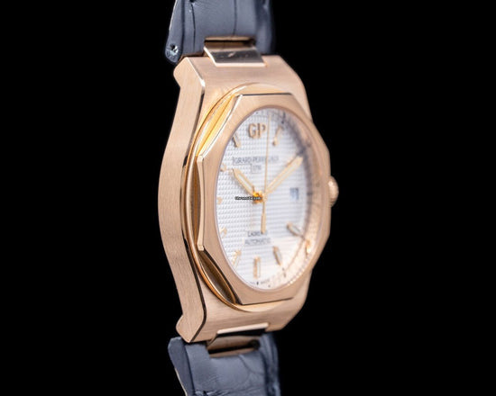 Girard Perragaux Laureato 81005-52-132-BB6A Rose gold