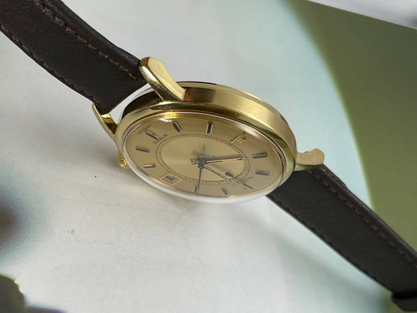 Jaeger LeCoultre Memovox 875.21 Yellow gold 1970