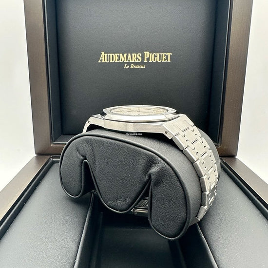 Audemars Piguet Royal Oak Jumbo 15202ST.OO.0944ST.01 Steel 2000