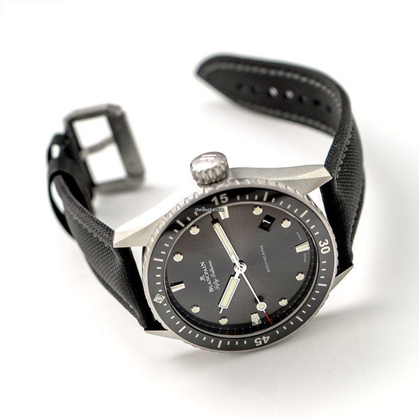 Blancpain Fifty Fathoms Bathyscaphe 5000-1110-b52a Steel