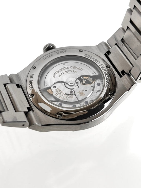 Girard Perragaux Laureato 81005 Steel