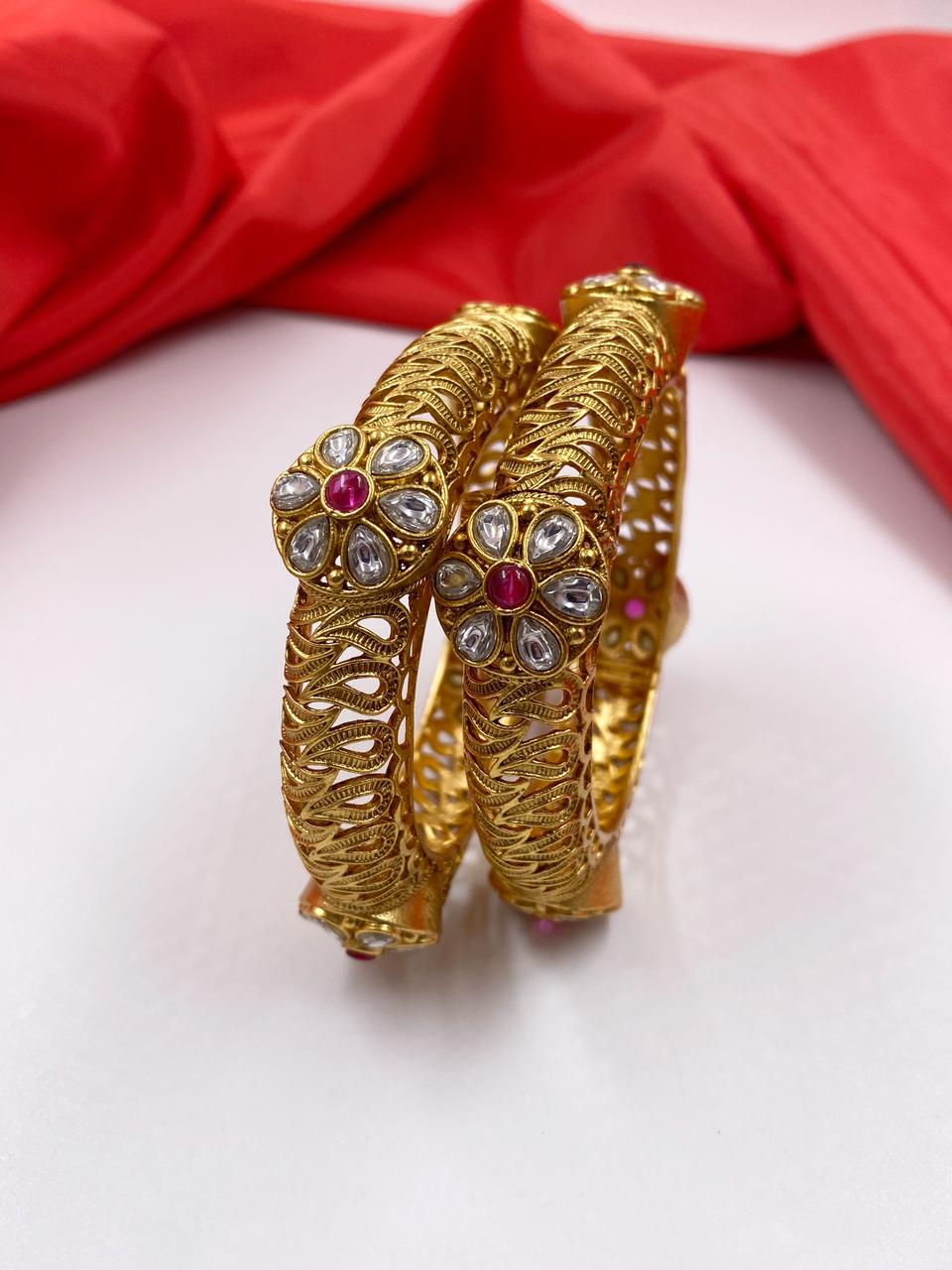 Buy Kangan Design In Gold For Ladies Online. – Gehna Shop