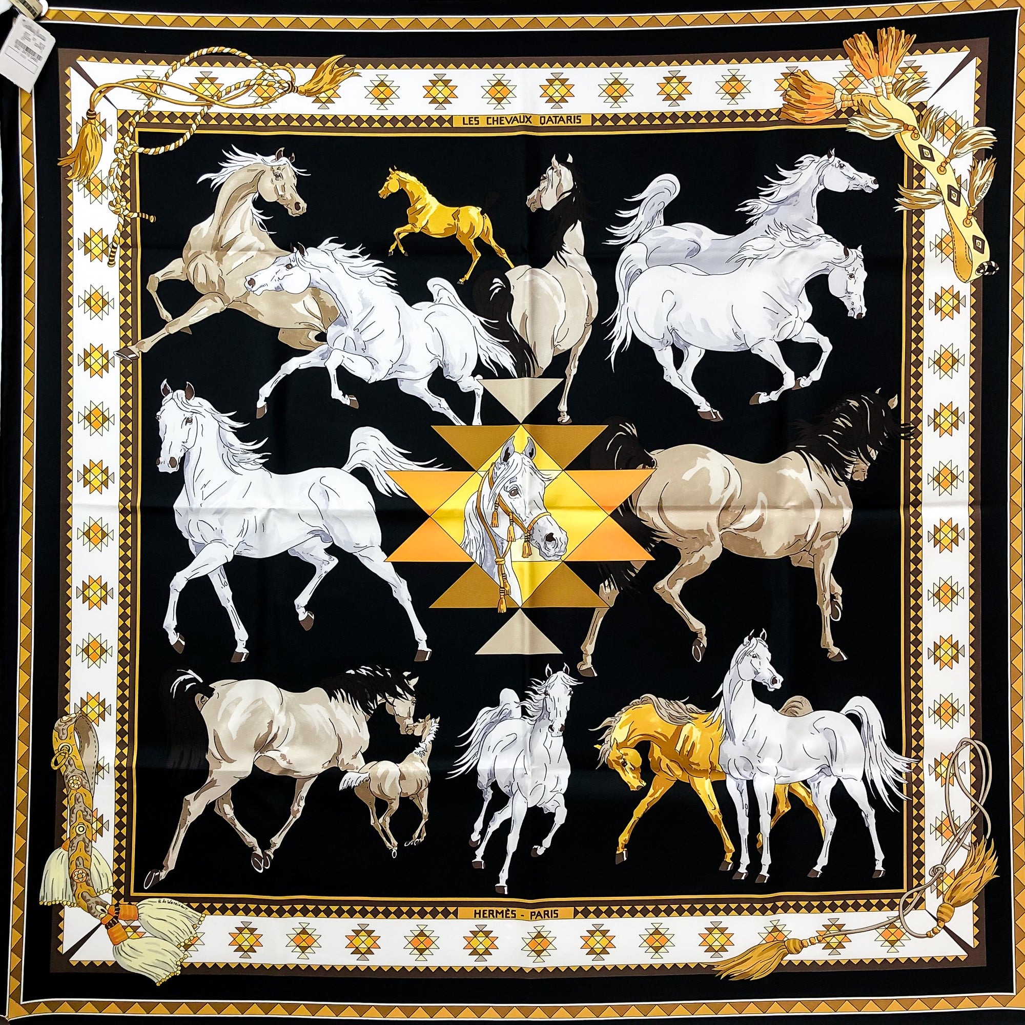 Les Chevaux Qataris Hermes Scarf by Hubert de Watrigant 90 cm Silk NIB