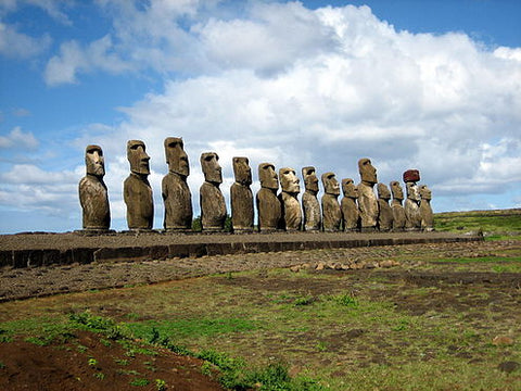 Moai facing inland at Ahu Tongariki (1250-1500) Rapa Nui people