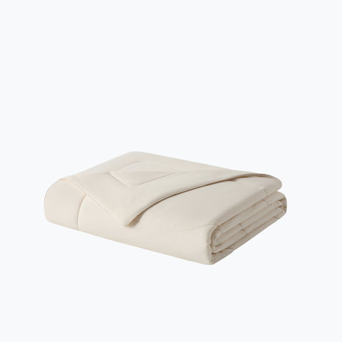 Evercool Cooling Comforter for hot sleepers in snow ivory design