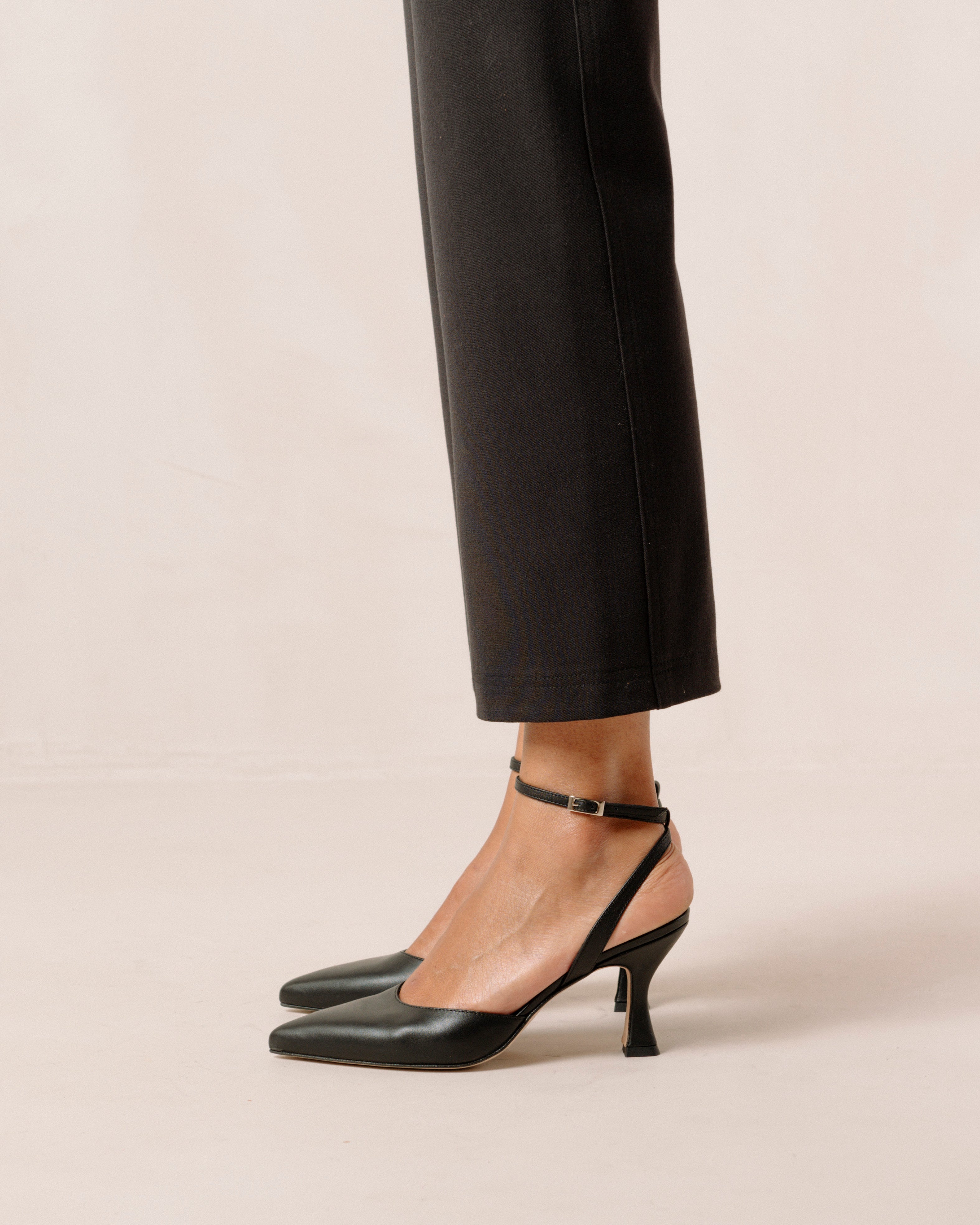 Cinderella Black Leather Pumps