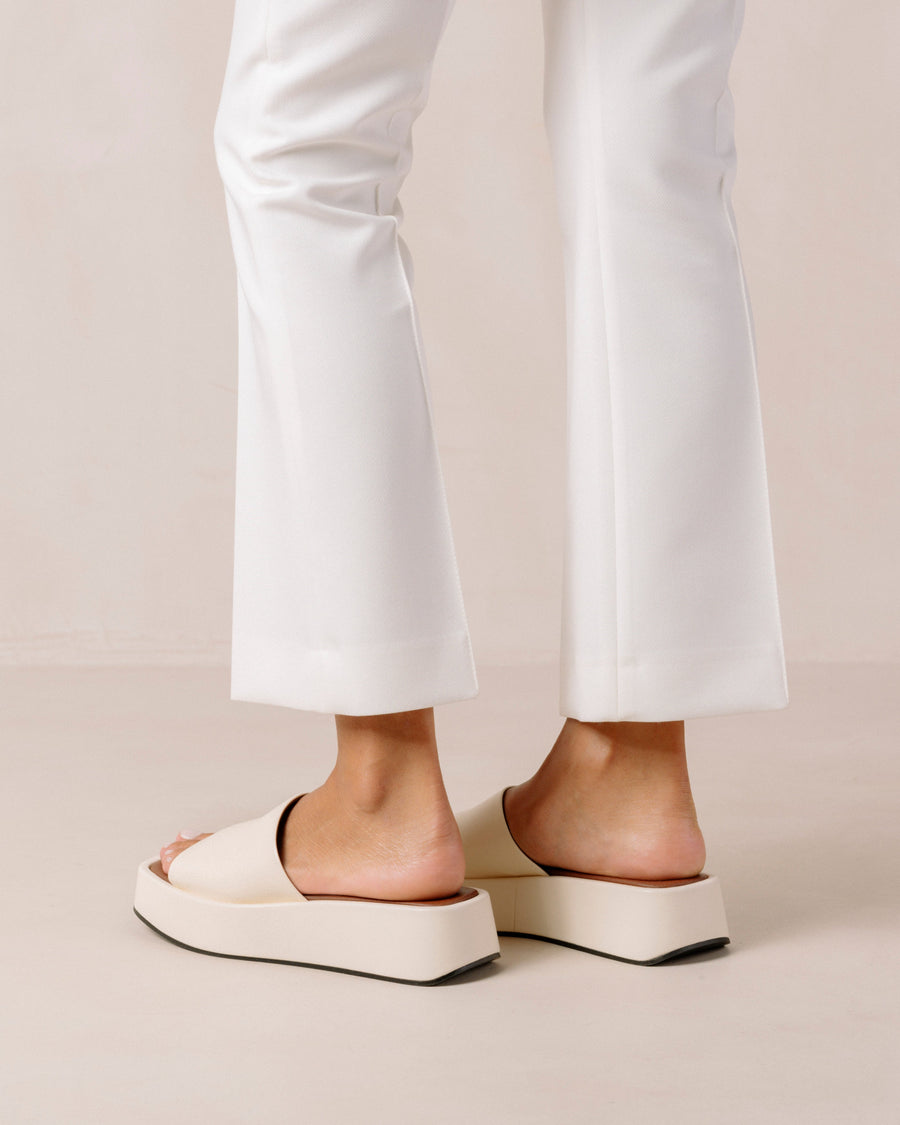 Janice Warm White Sandals