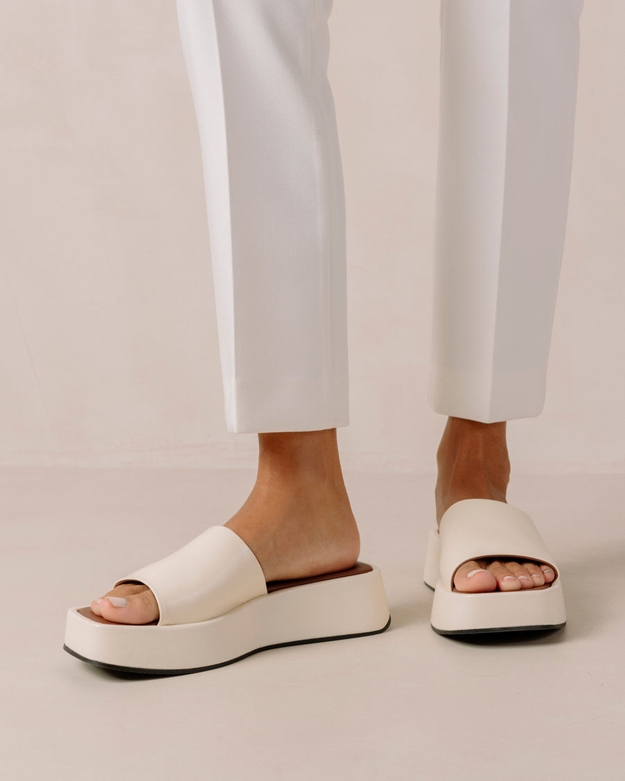 Janice Warm White Sandals