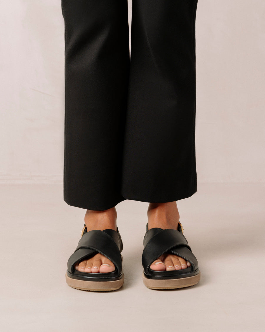 Marshmallow Black Sandals ALOHAS
