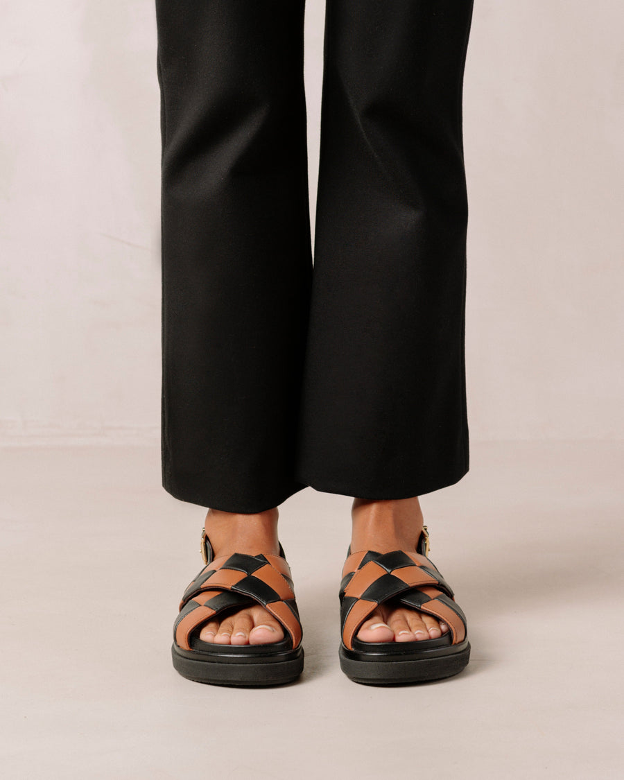 Marshmallow Scacchi Black Tan Sandals ALOHAS