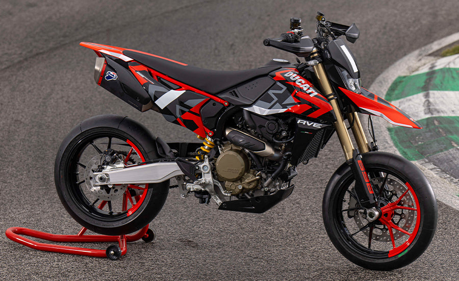2024 Ducati Hypermotard 698 Mono Review