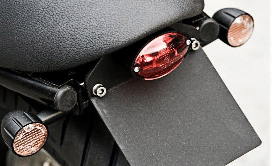 Commonly used simple small circular backlight, most rider use this type of backlight on their cafe racer.