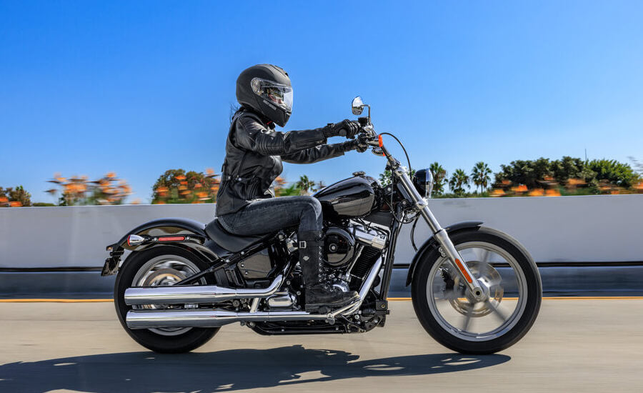 Harley-Davidson Softail Standard Comfort and Ergonomics