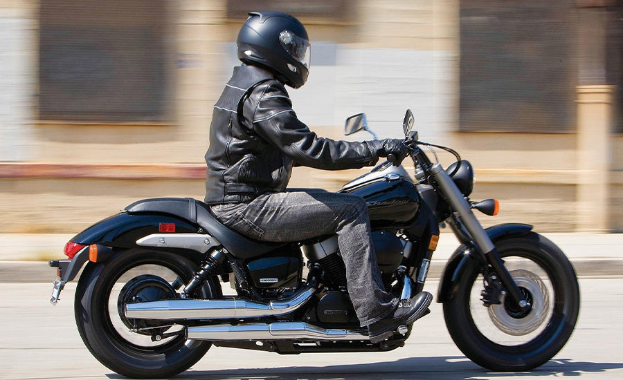 Comfort and Ergonomics: Honda Shadow Phantom Vs. Kawasaki Vulcan S