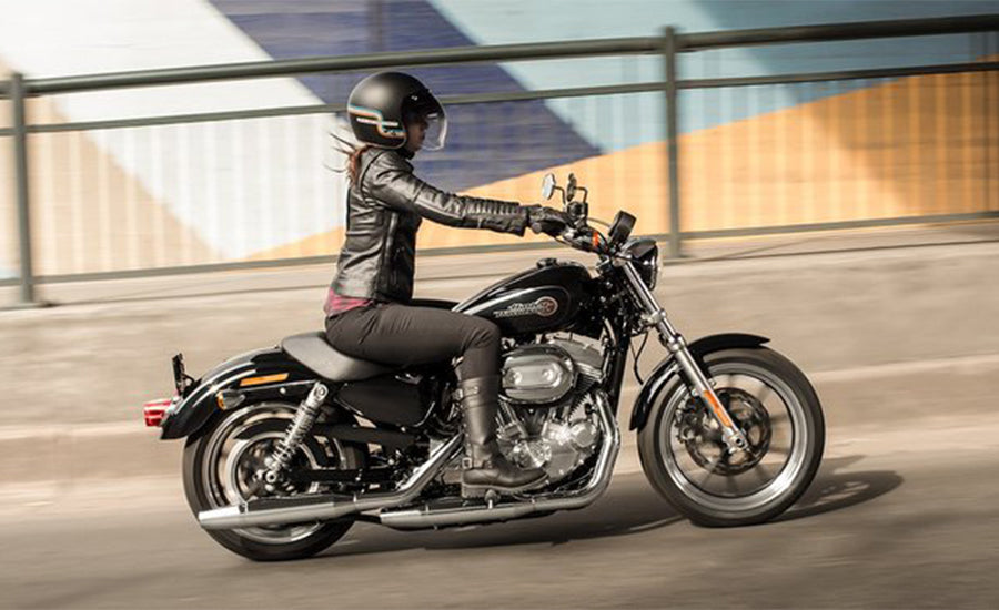 Comfort & Ergonomics: Harley Davidson Superlow