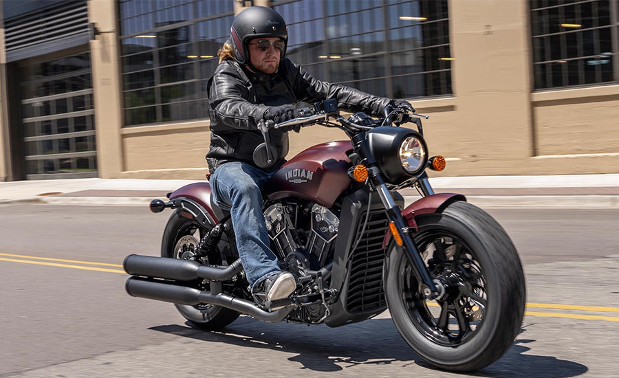 Comfort & Ergonomics: Indian Scout Bobber