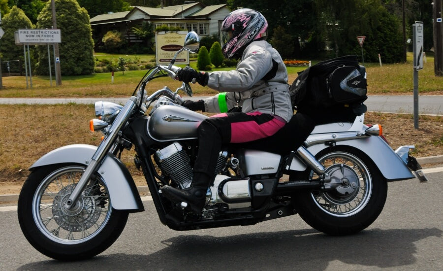 Comfort and Ergonomics: Honda VT750DC Shadow Spirit