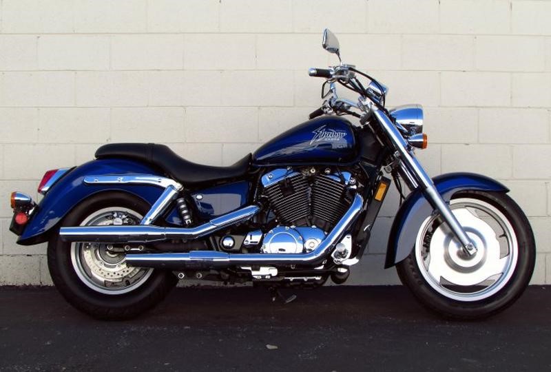 Honda Shadow Sabre VT1100C2 at First Glance