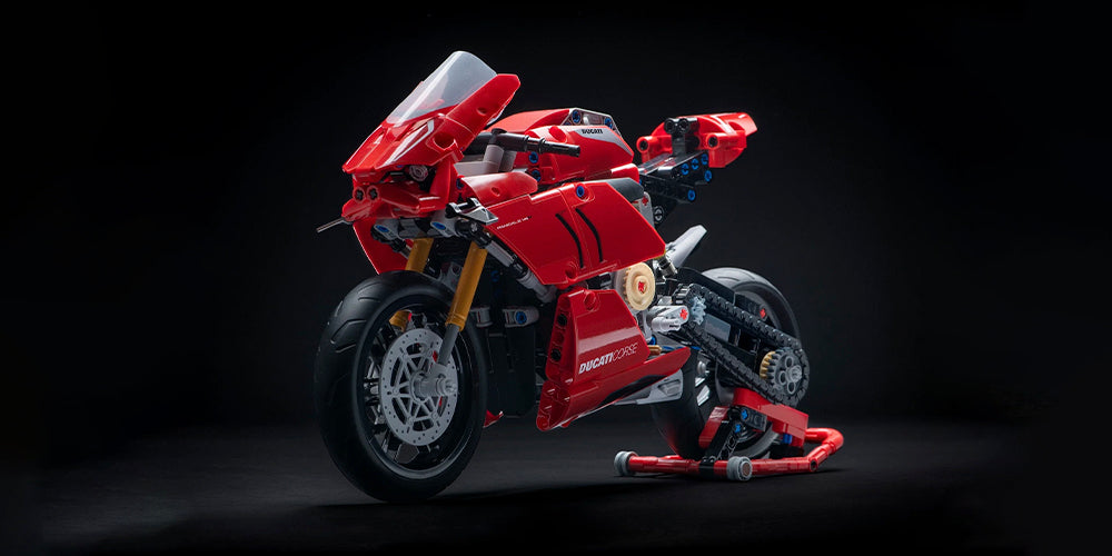 Ducati Panigale V4 R with 240.5 HP