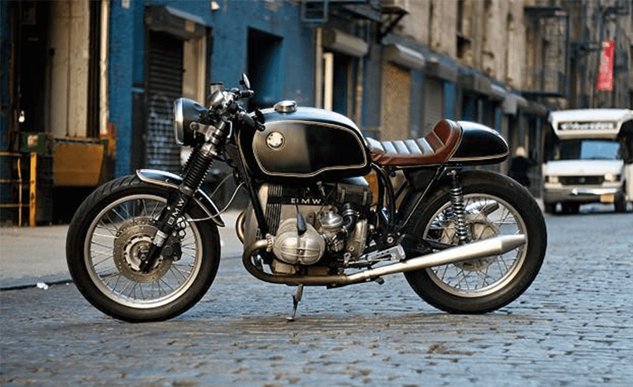 The BMW R100RT Cafe Racer Build by Bill Costello