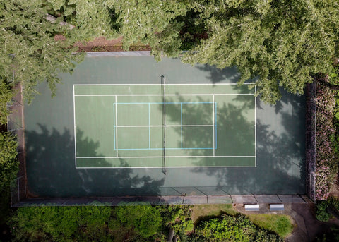 pickleball court on a tennis court, play pickleball using tennis net, 1 pickleball court on a tennis court