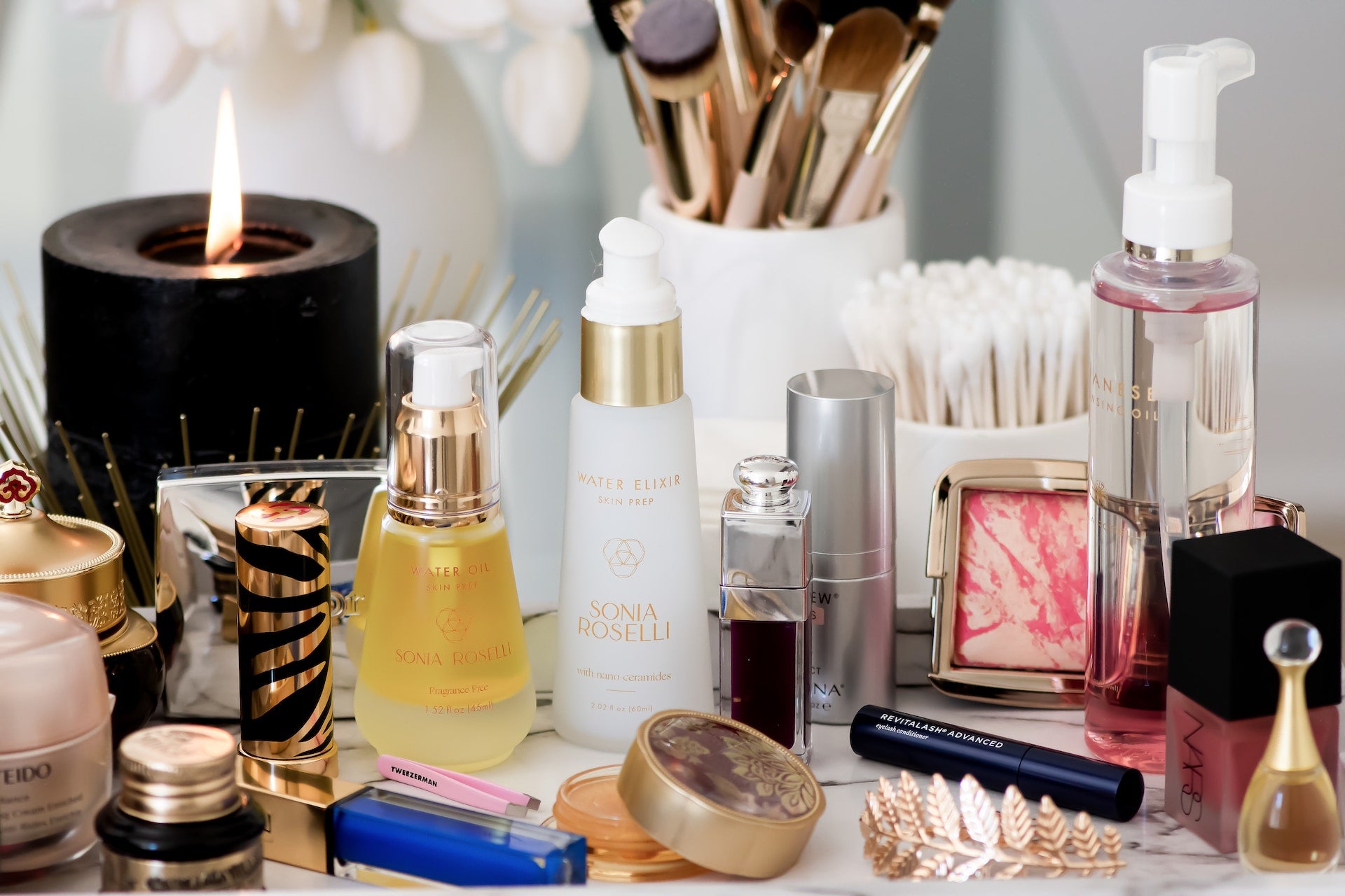 The Must-Have Cosmetics for Everyday Beauty