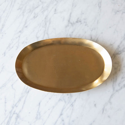 top left: R200 Brass tray with scalloped edge 22,5cm w, 300g top