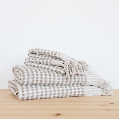 Hand-loomed Turkish Cotton Towel - Black Dots –