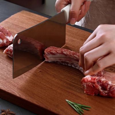 planche a decouper bois noyer durable stable résistante robuste raffiné
