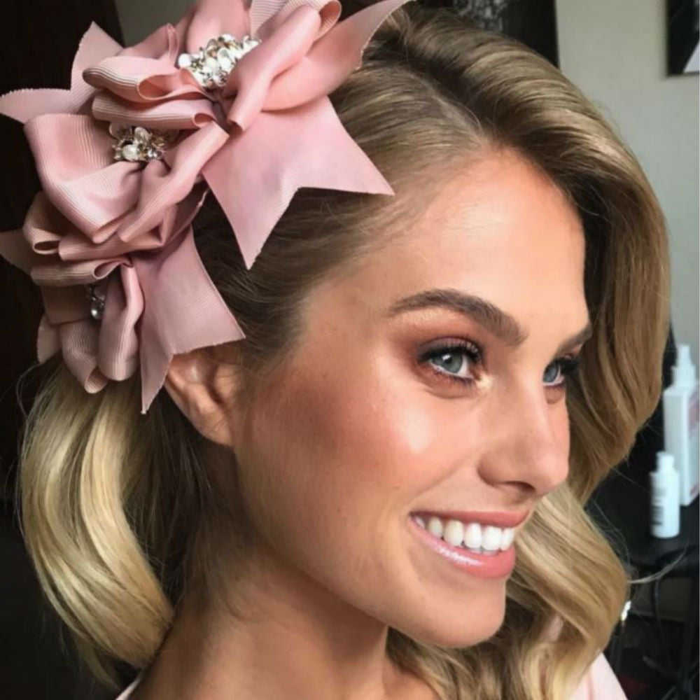 Natalie Roser wears Olga Berg EBONY Hair Clips