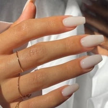 nails 3.jpg__PID:b9f03dc8-5af9-4a04-87aa-e3259de60401