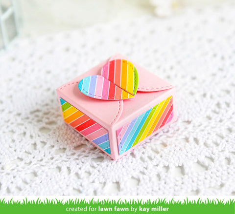 Lawn Fawn heart treat box  ̹ ˻