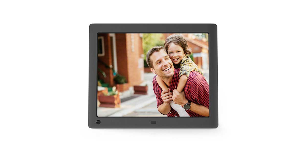 8 inch Hi-Res Digital Photo Frame with Motion Sensor by NIX