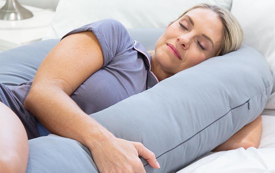4 Pillow Positioning Tips for Better Sleep