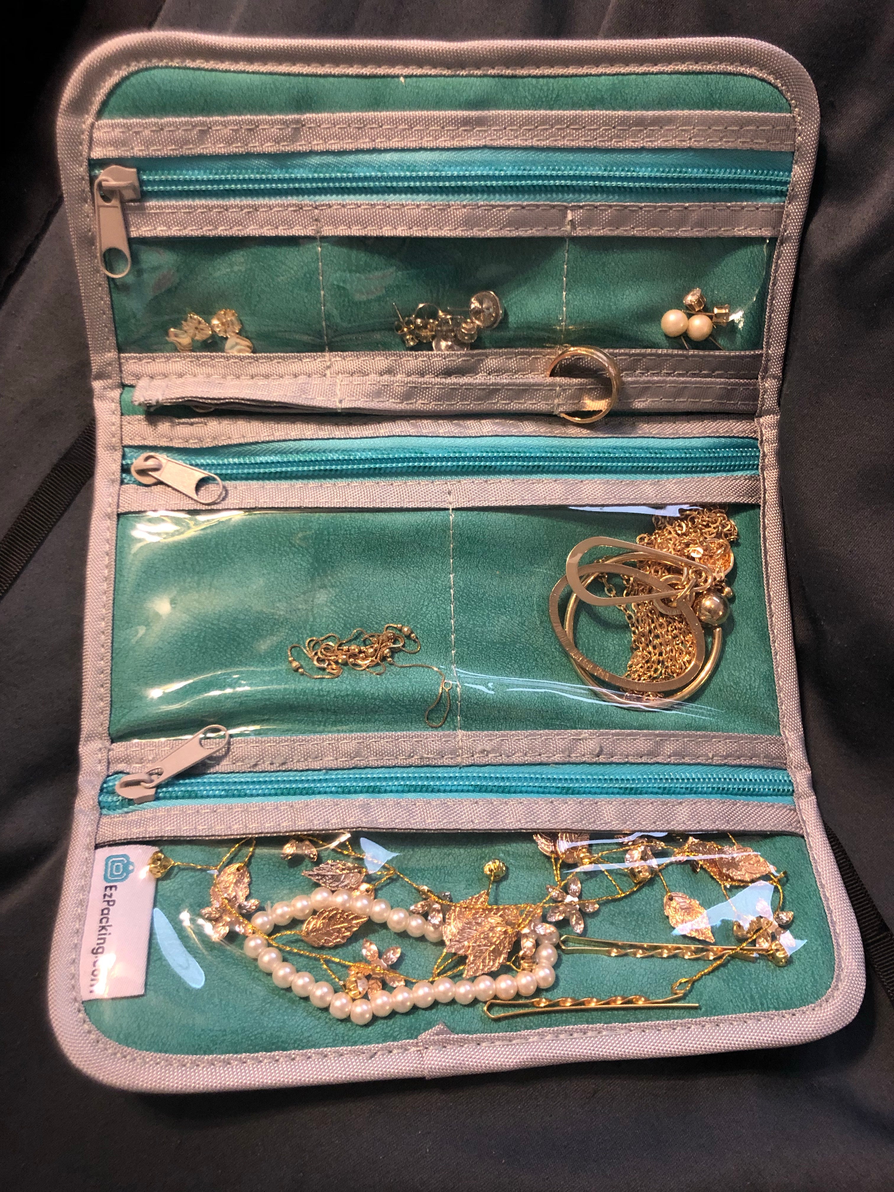 Travel jewelry roll with accessories