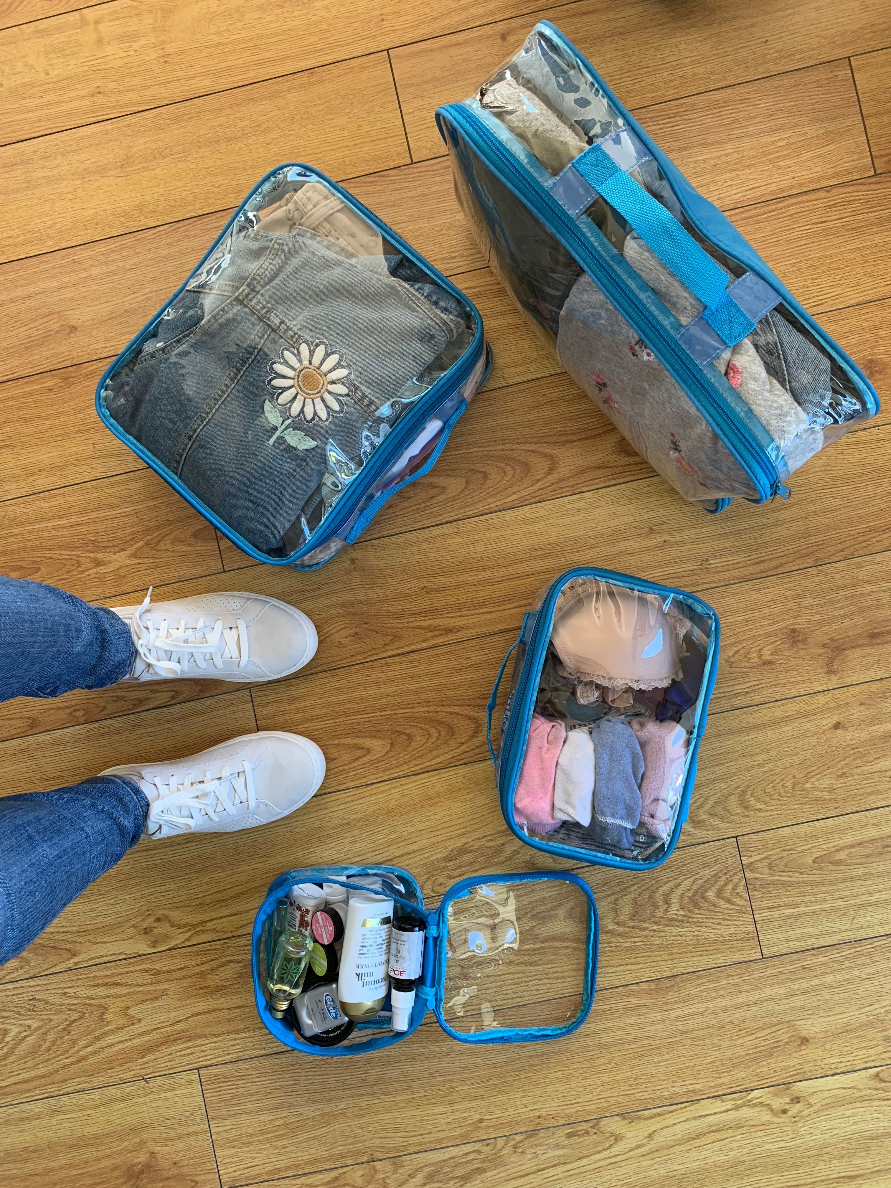 Packing Suitcases with the Ziploc System