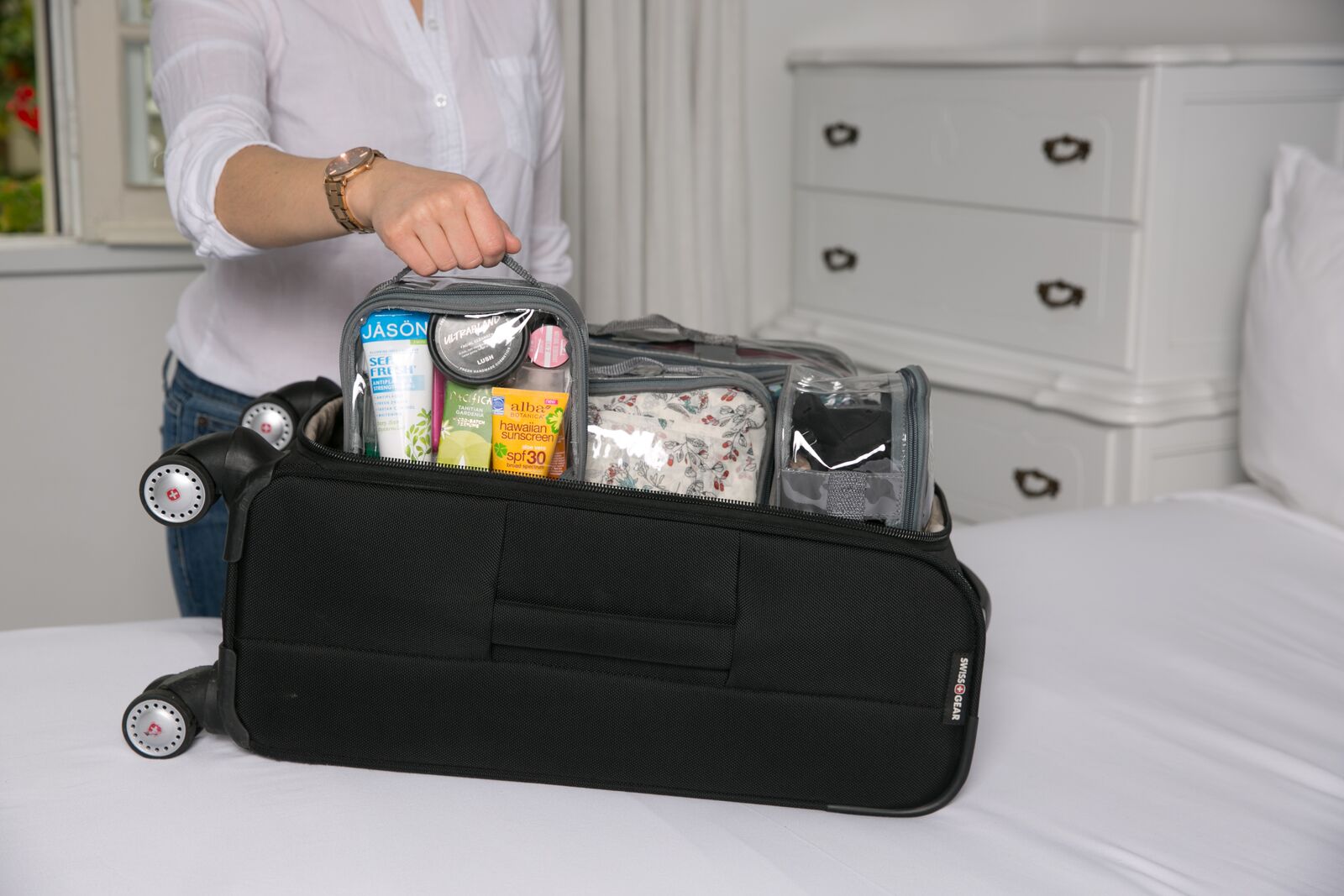 Do Packing Cubes Save Space? EzPacking, Inc