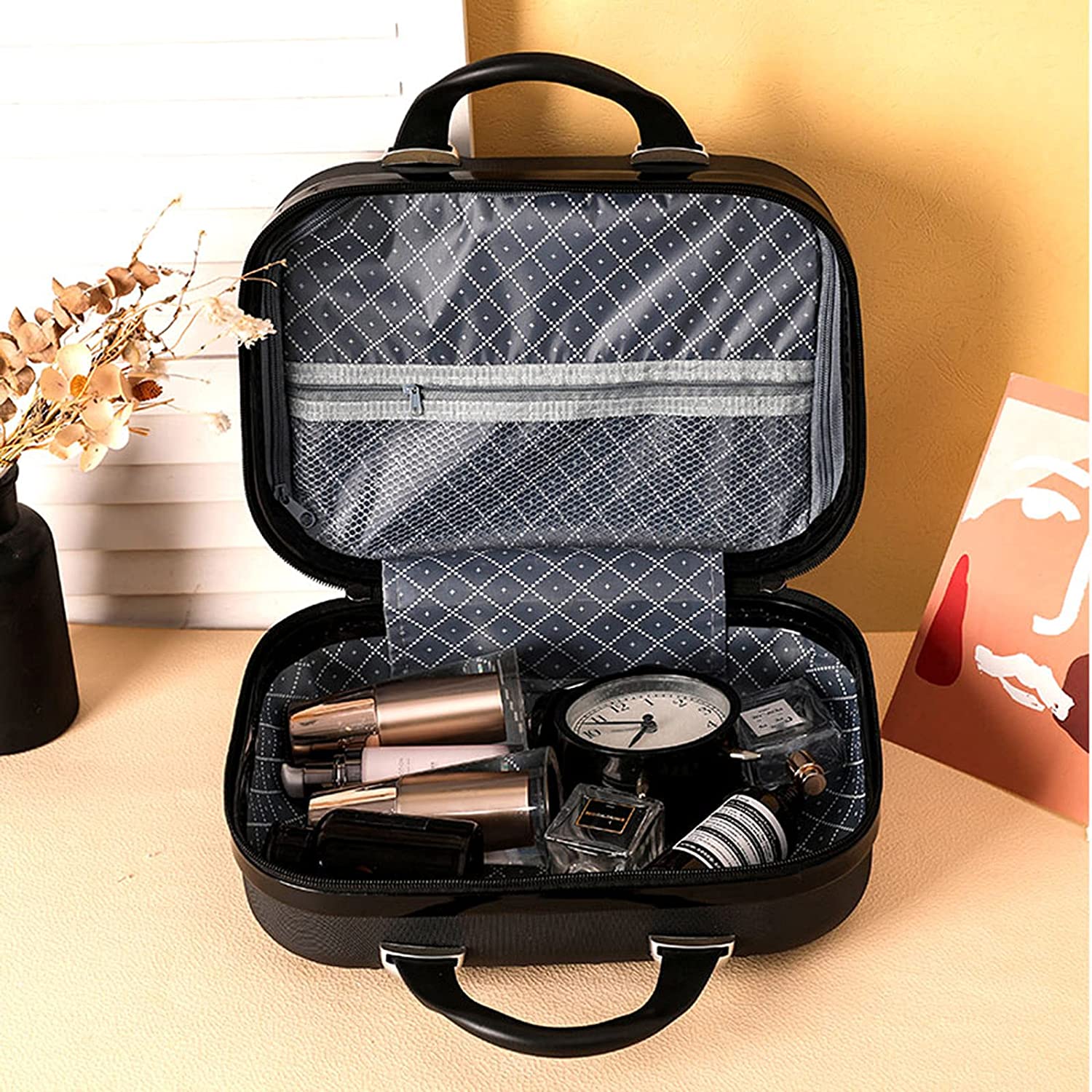 Relavel Extra Large Makeup Bag, Makeup Case Professional Makeup Artist Kit Train  Case Travel Cosmetic Bag Brush Organizer, Waterproof Leather Material, with  Adjustable Shoulder Straps and Dividers Black Extra Large