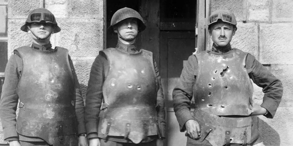 Gilets pare-balles américains après des tests de tir en 1918