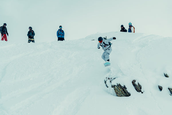 Snowboarden tijdens het NK & BK Freeride