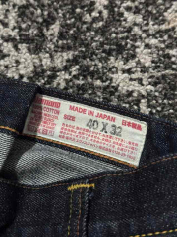 jpeg-optimizer_Evisu Multi Pocker Denim Lot 2001 No. 24.jpg__PID:16c0beb8-4d20-4130-99a8-ed8384d994d6