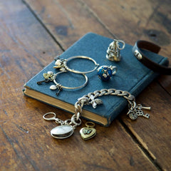 Heirloom diary with old jewelry