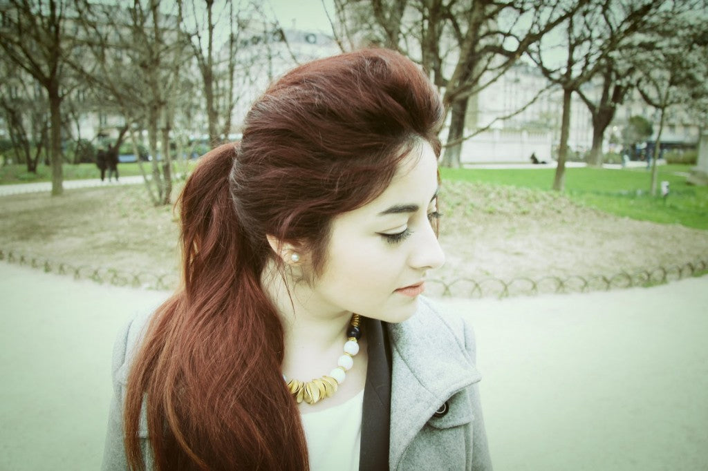 hair-red-collier-sur-les-toits-de-paris