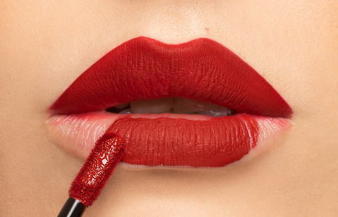 Apply Liquid Lipstick Perfectly